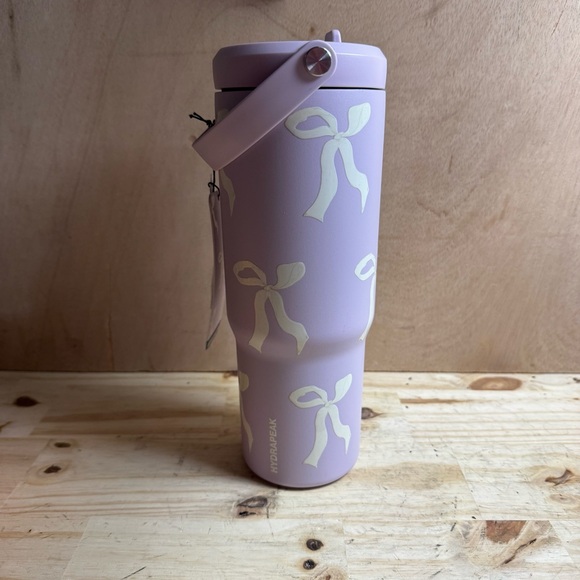 NEW Lilac Coquette Bow HYDRAPEAK 32 Oz Insulated Water Bottle Tumbler Cup NWT - Picture 1 of 4